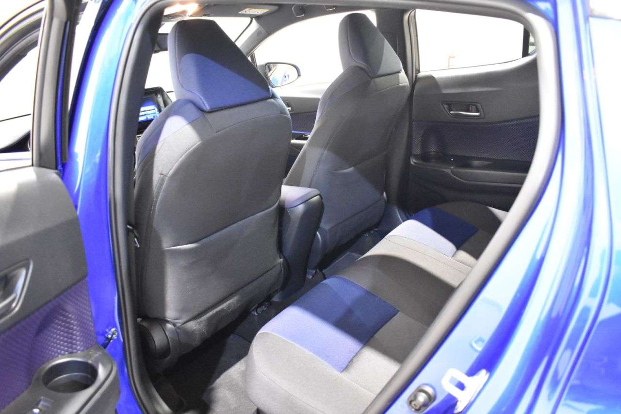 TOYOTA C-HR en Minoautos