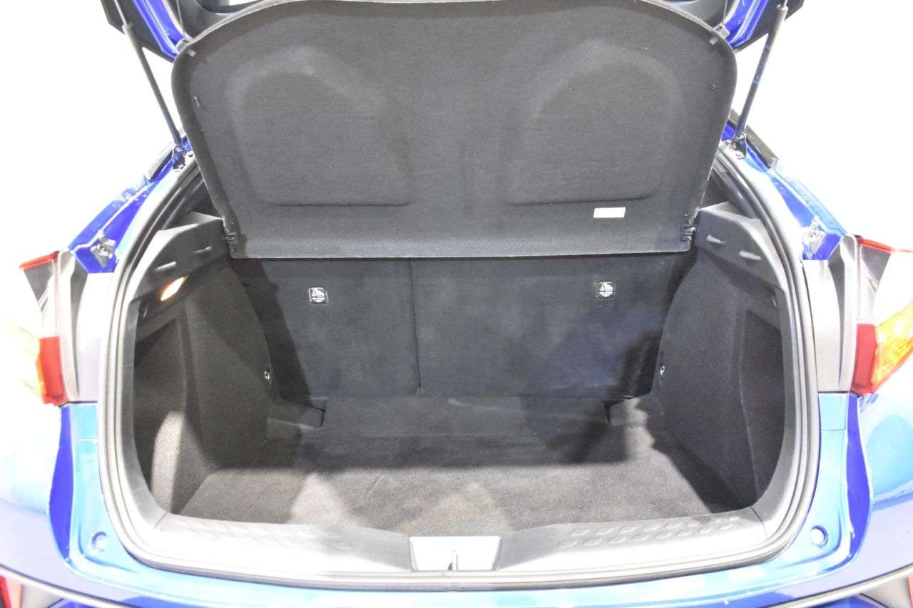 TOYOTA C-HR en Minoautos