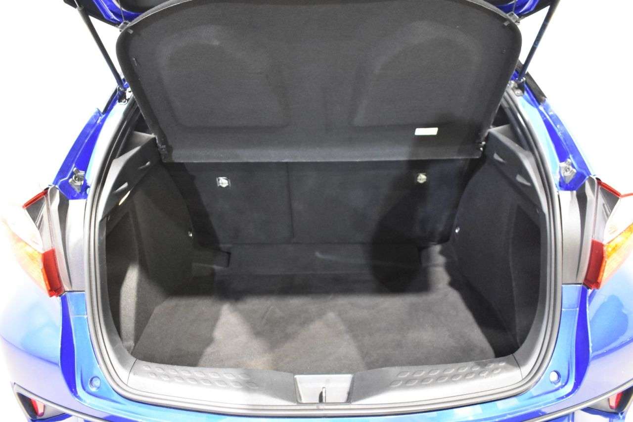 TOYOTA C-HR en Minoautos