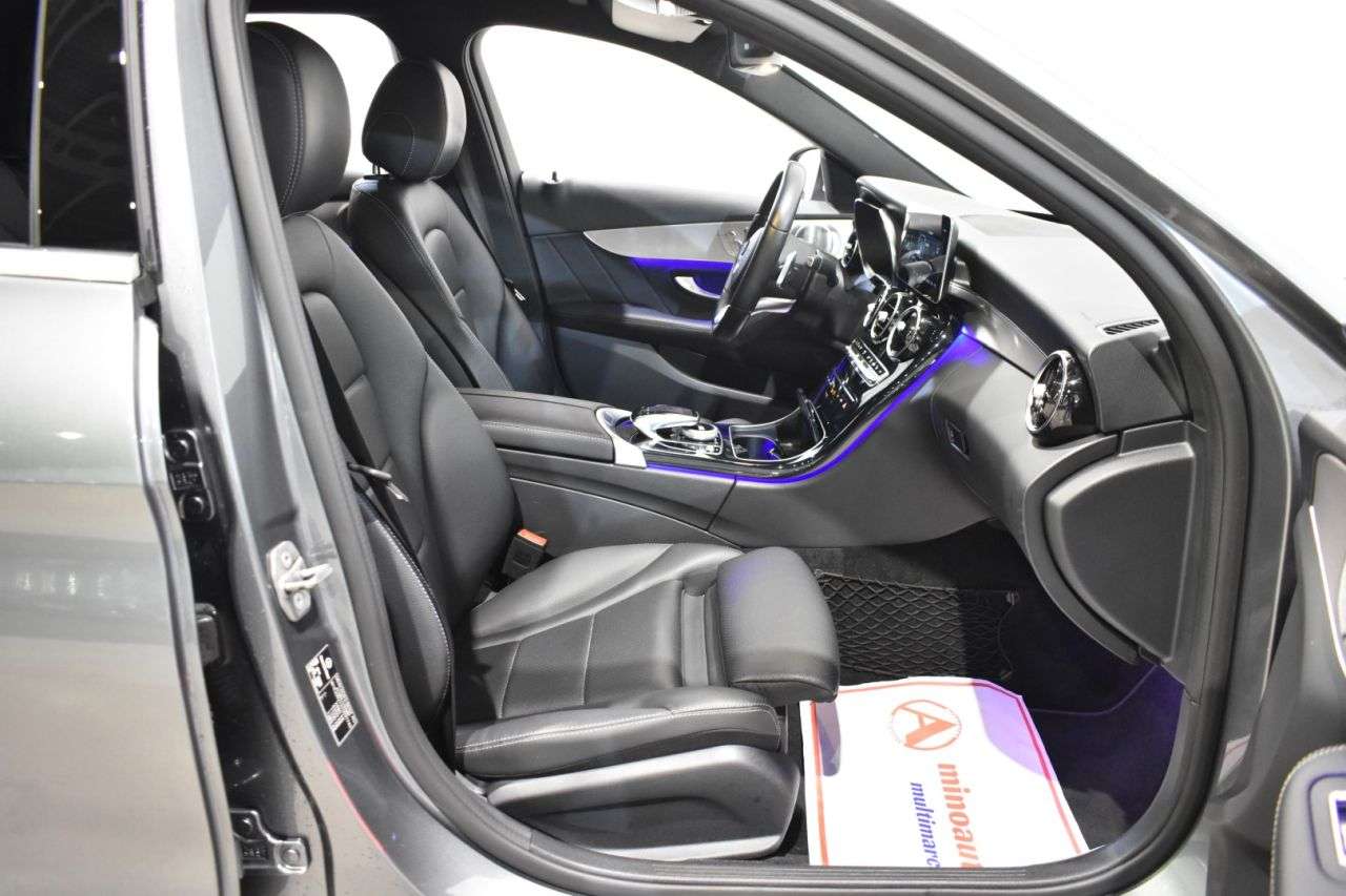 MERCEDES-BENZ CLASE C en Minoautos