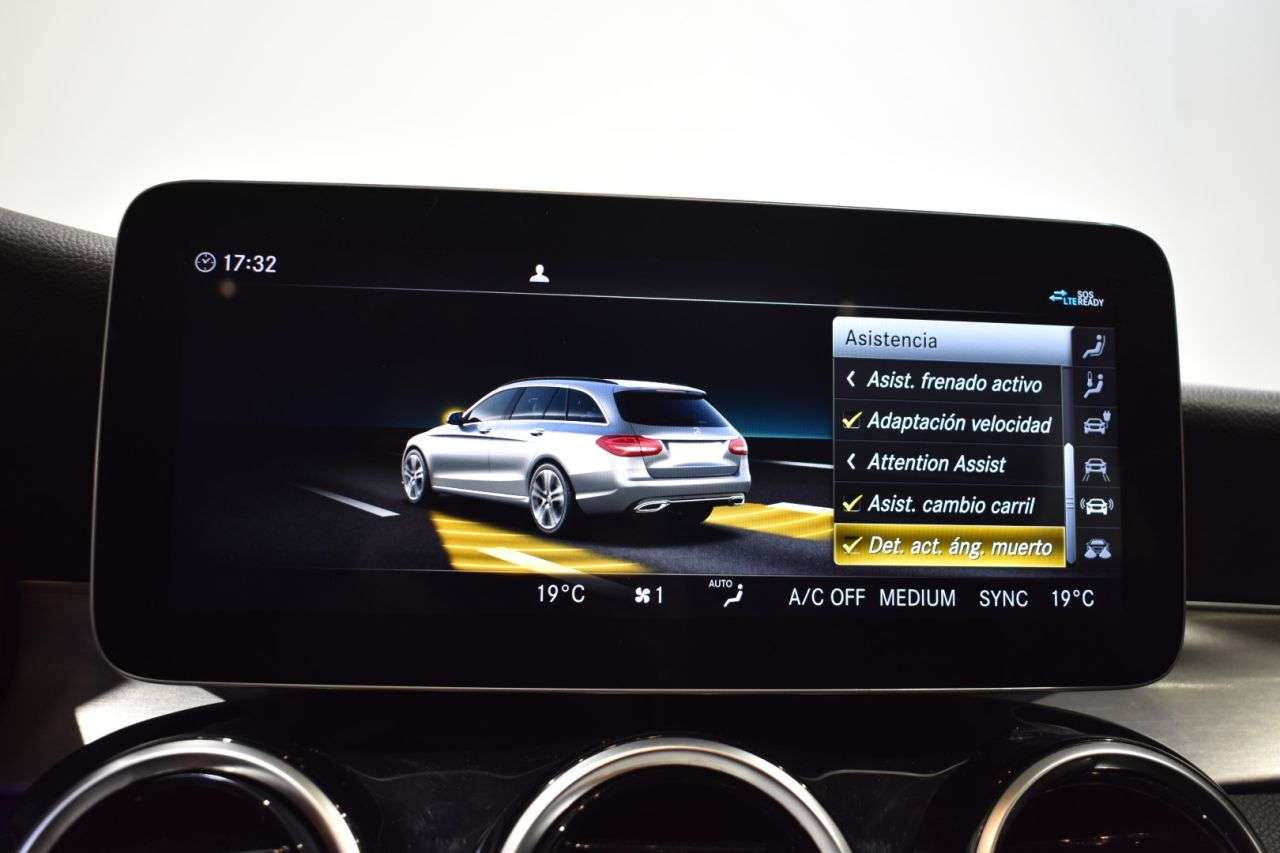 MERCEDES-BENZ CLASE C en Minoautos