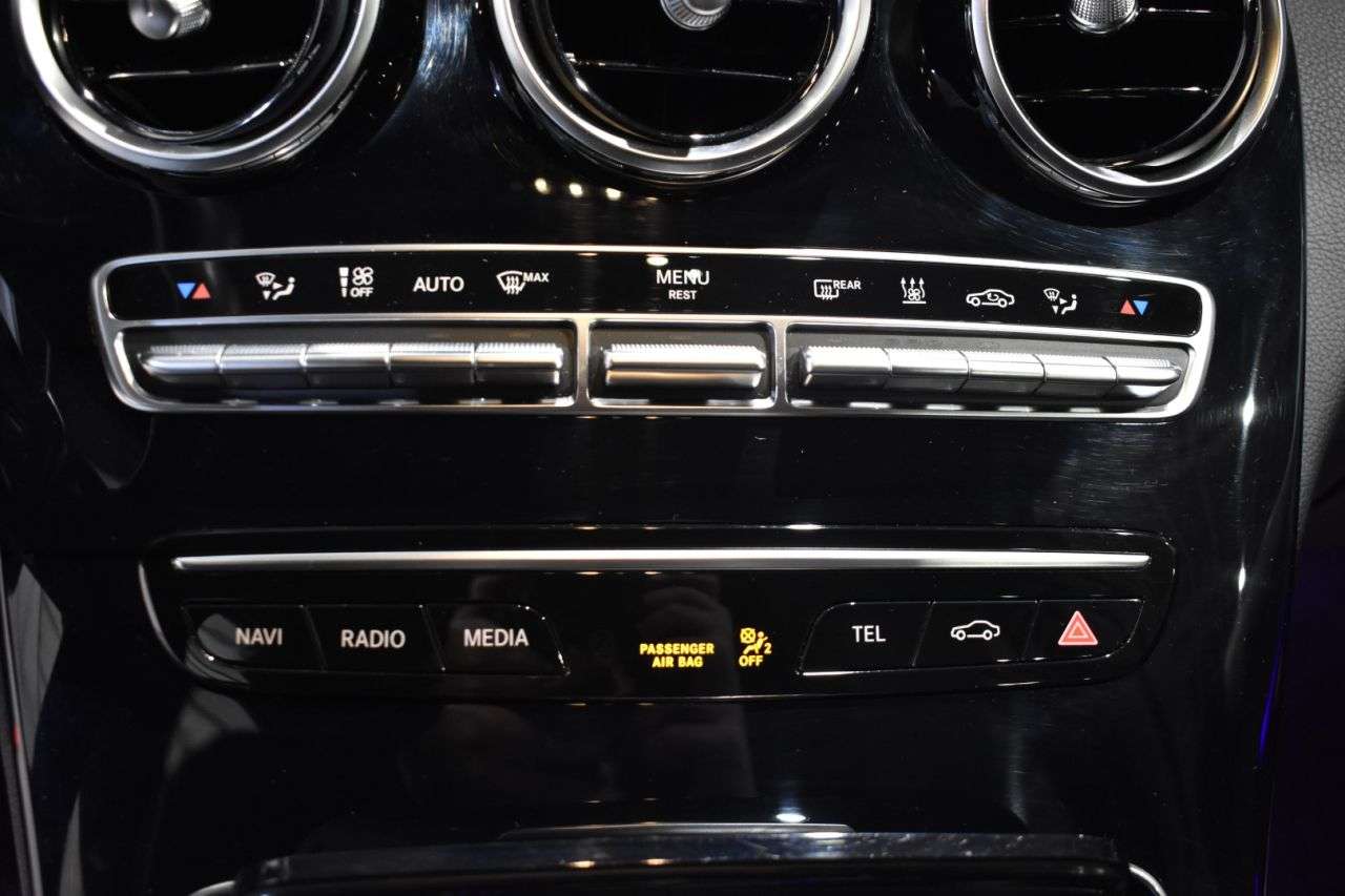 MERCEDES-BENZ CLASE C en Minoautos