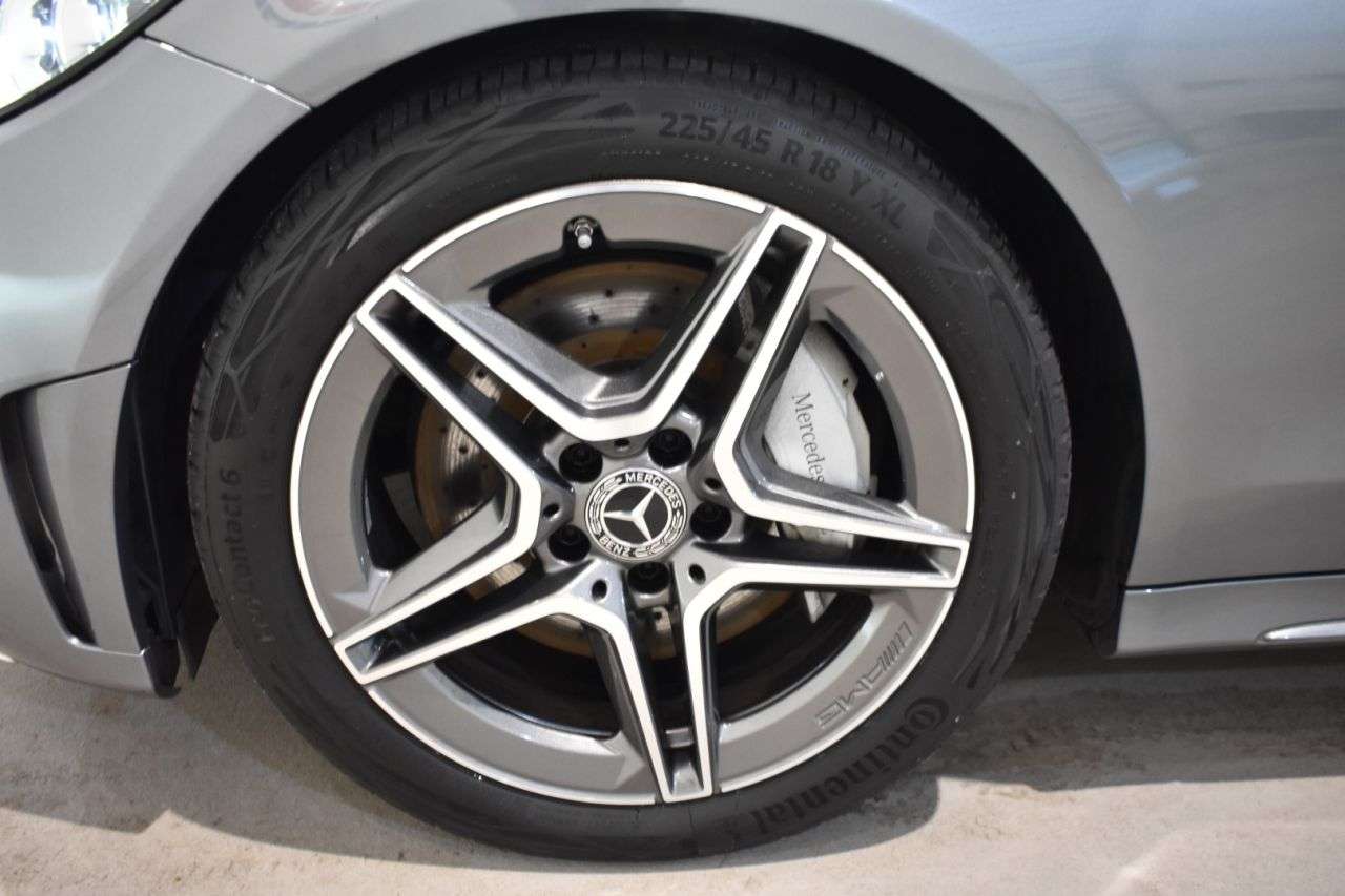 MERCEDES-BENZ CLASE C en Minoautos