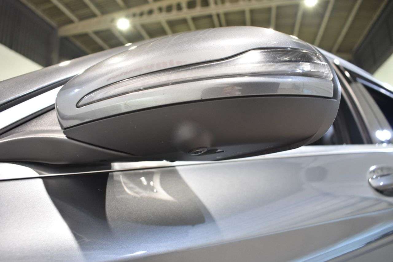 MERCEDES-BENZ CLASE C en Minoautos