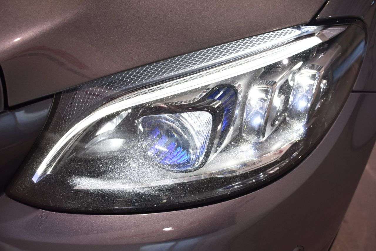 MERCEDES-BENZ CLASE C en Minoautos