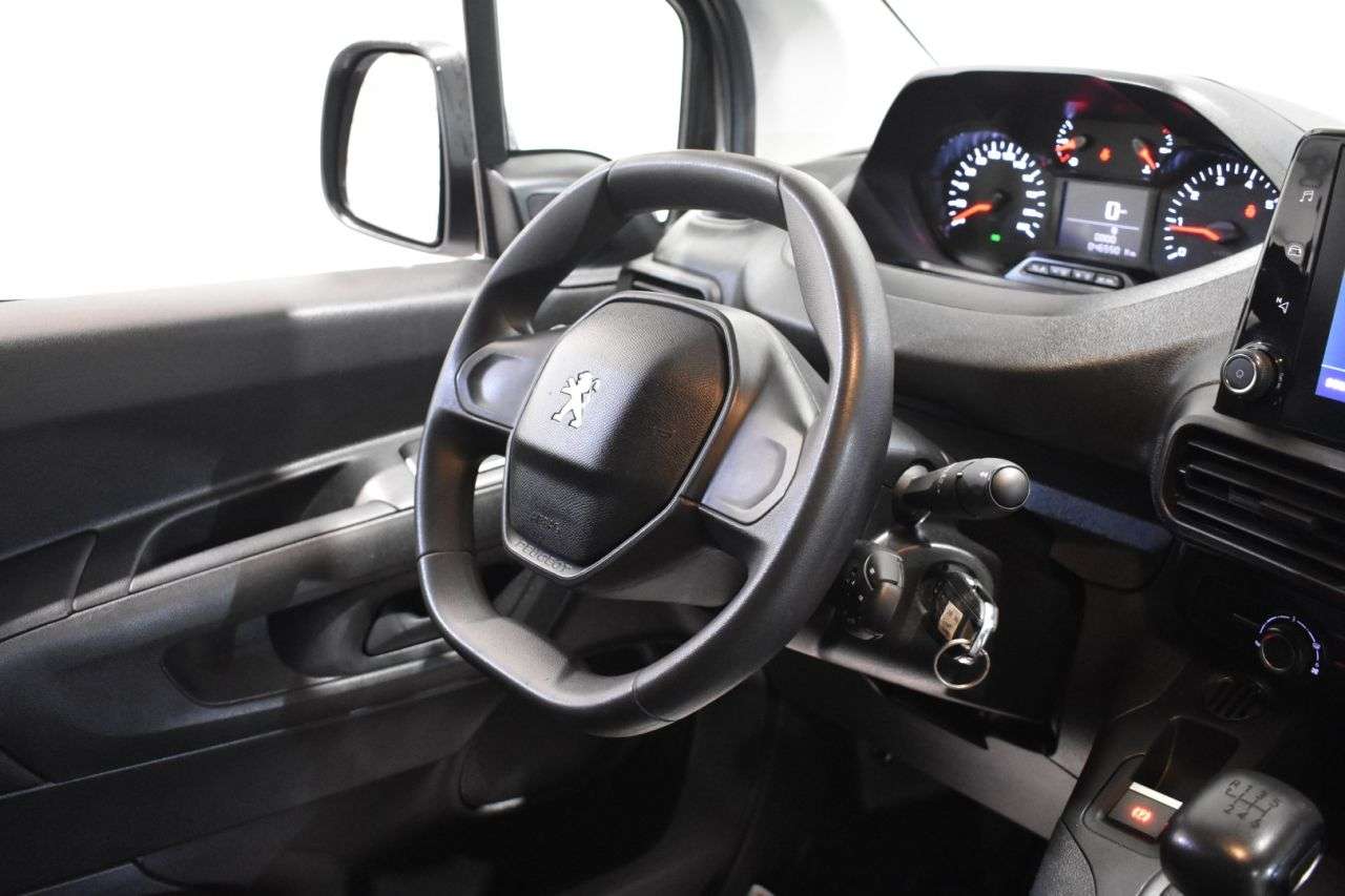 PEUGEOT PARTNER en Minoautos