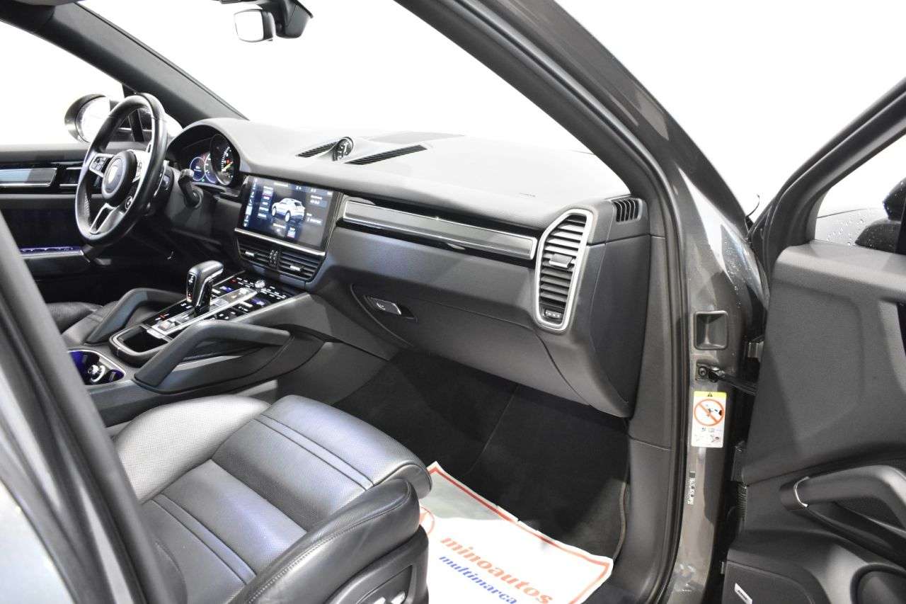 PORSCHE CAYENNE COUP� en Minoautos
