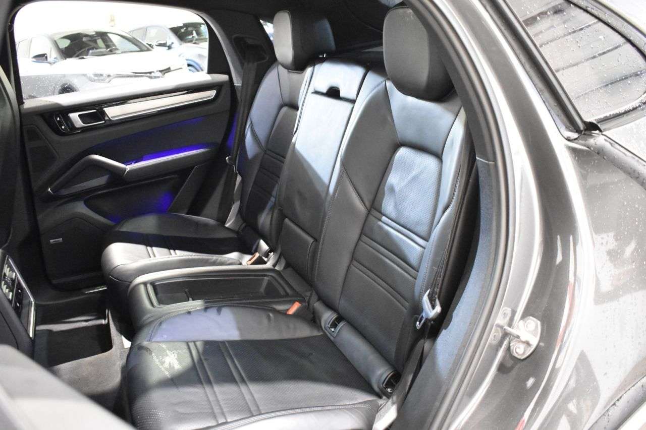 PORSCHE CAYENNE COUPÉ en Minoautos