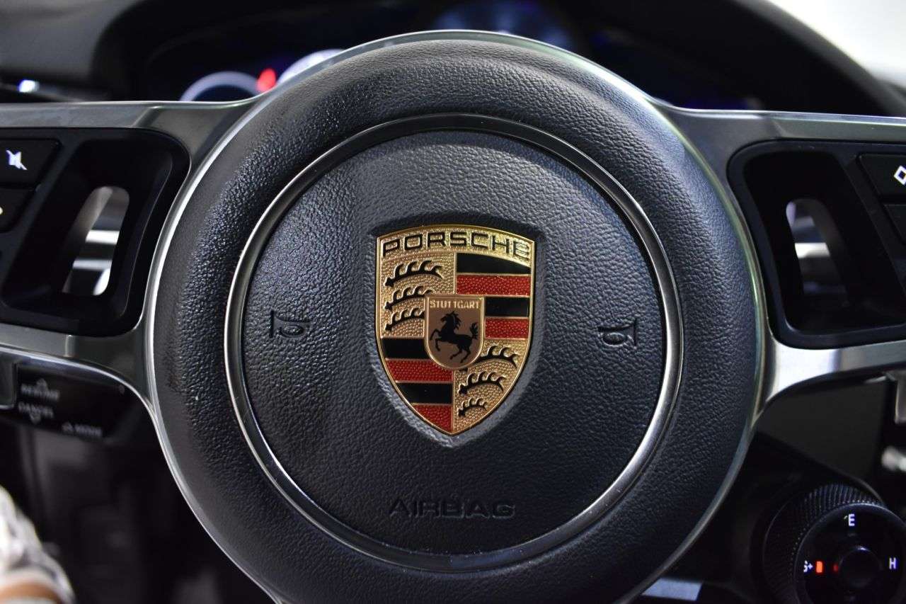 PORSCHE CAYENNE COUPÉ en Minoautos