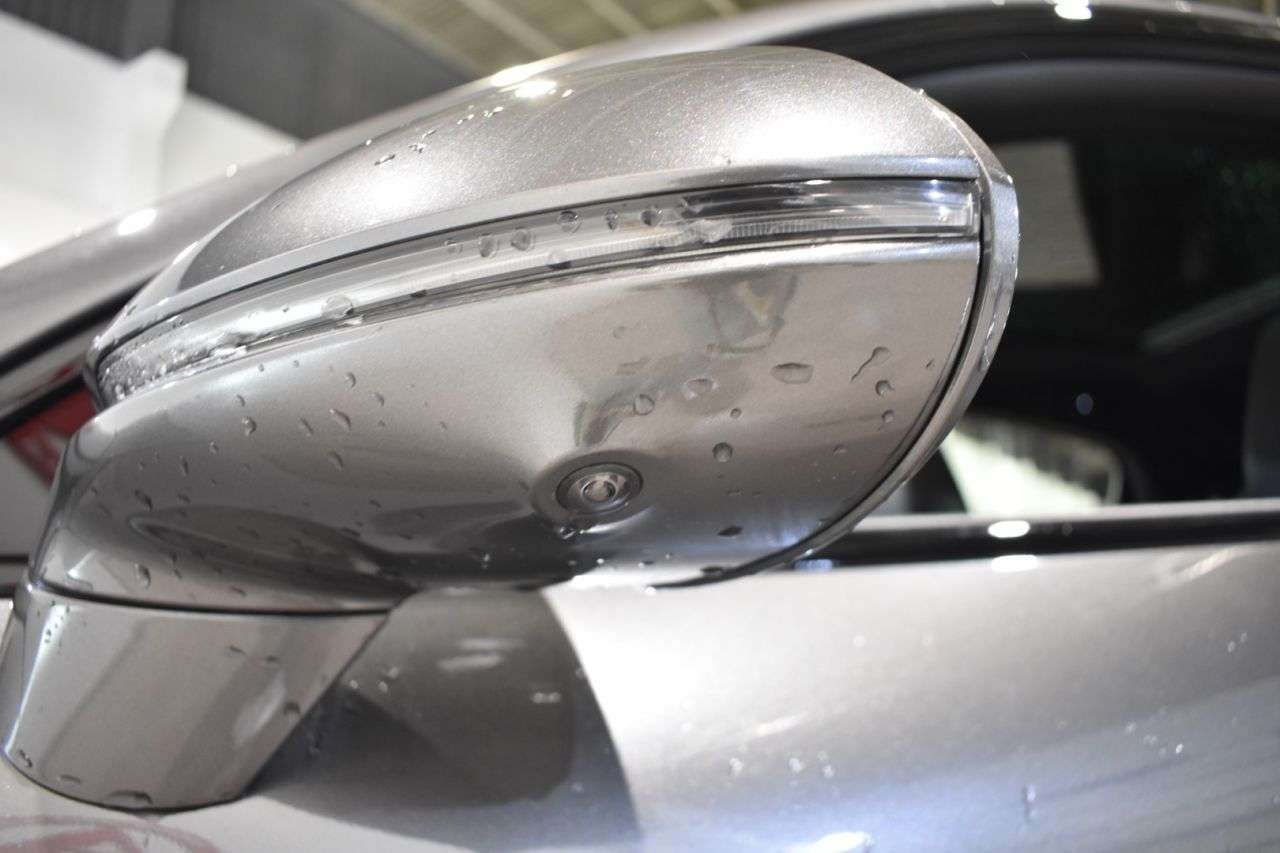 PORSCHE CAYENNE COUPÉ en Minoautos