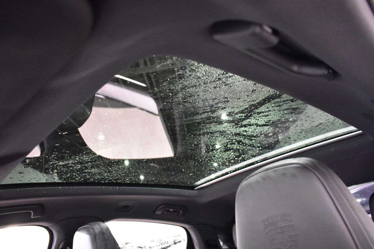 PORSCHE CAYENNE COUP� en Minoautos