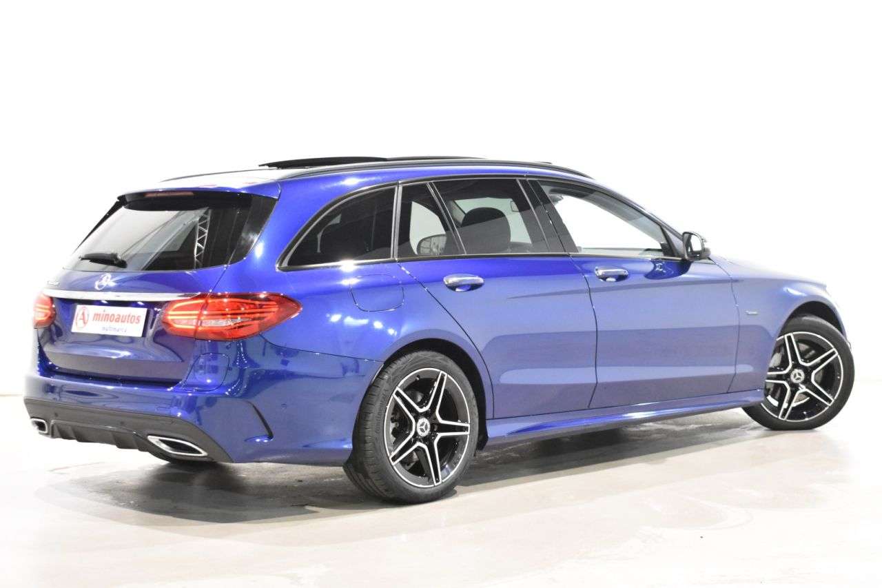 MERCEDES-BENZ CLASE C en Minoautos