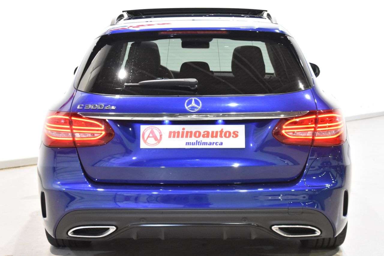 MERCEDES-BENZ CLASE C en Minoautos