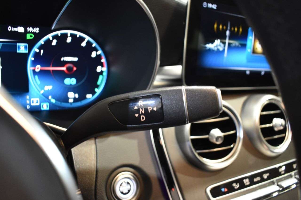 MERCEDES-BENZ CLASE C en Minoautos