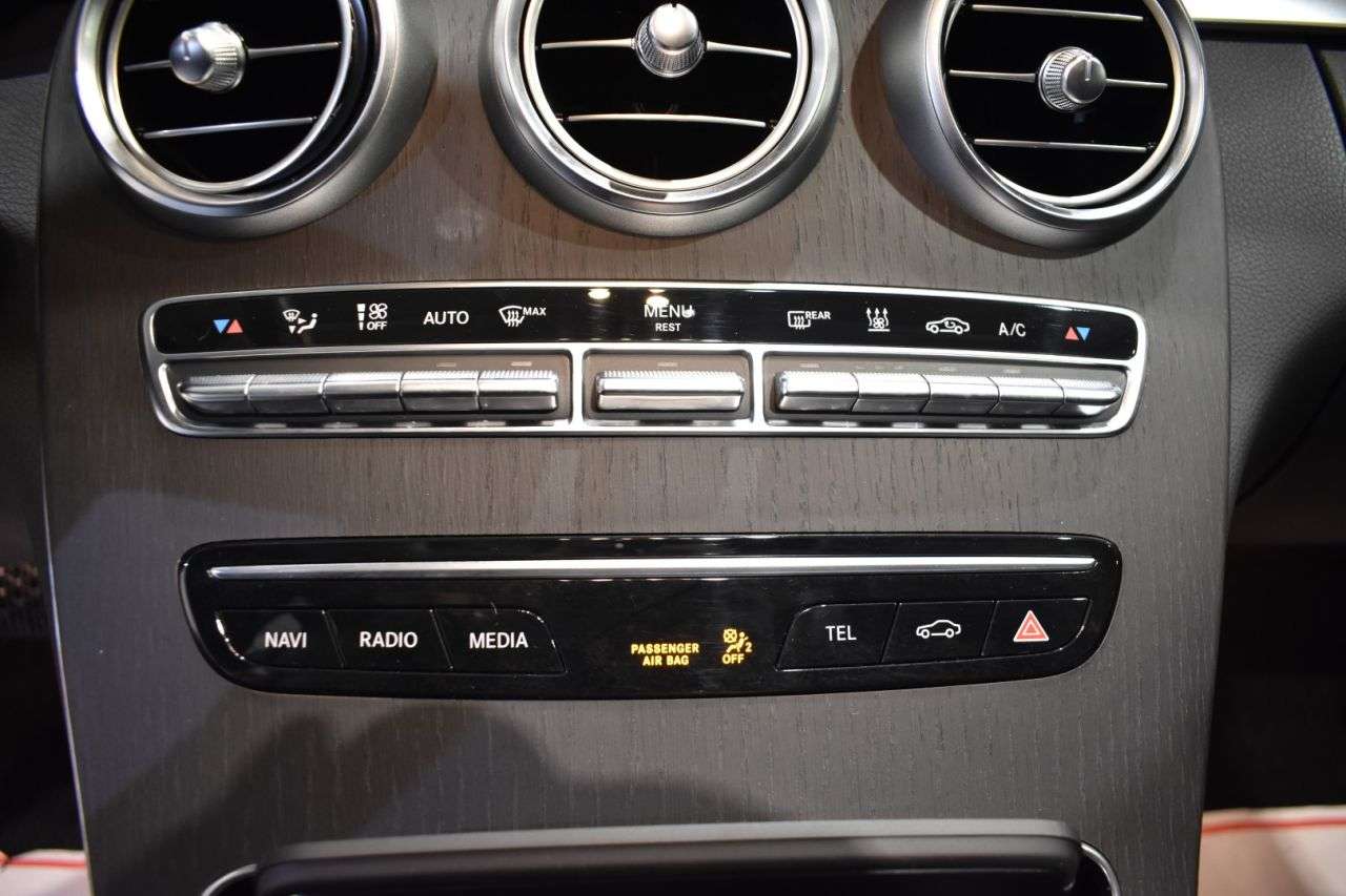 MERCEDES-BENZ CLASE C en Minoautos