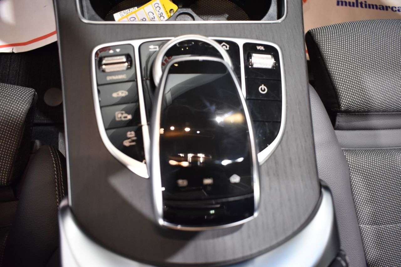 MERCEDES-BENZ CLASE C en Minoautos