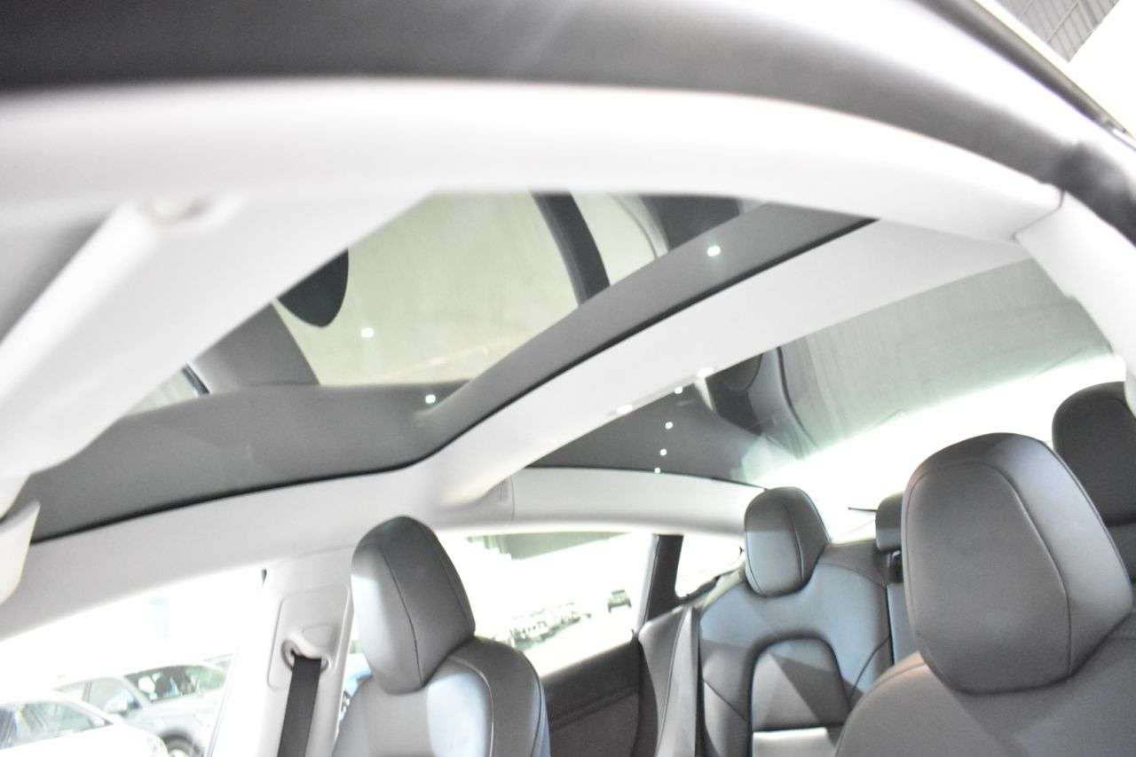 TESLA MODEL 3 en Minoautos