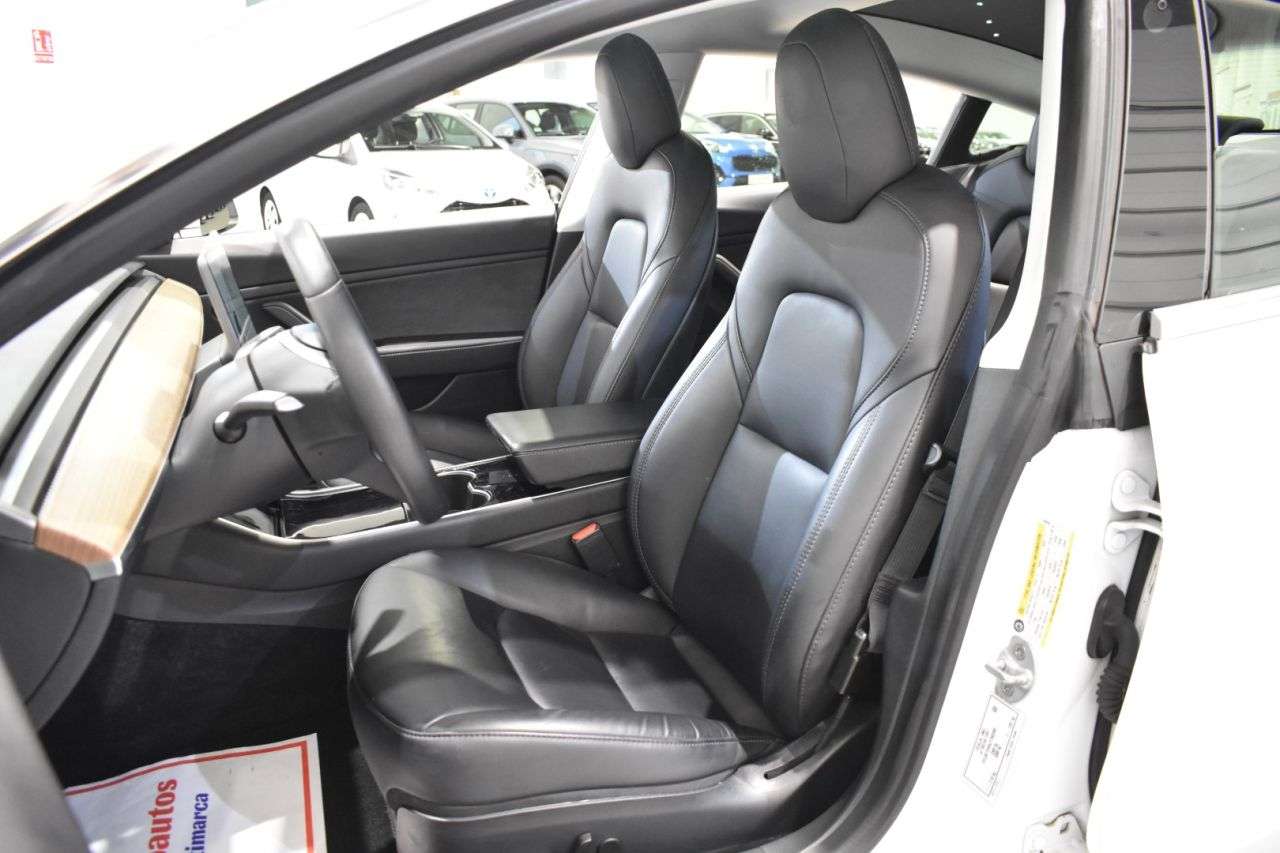 TESLA MODEL 3 en Minoautos