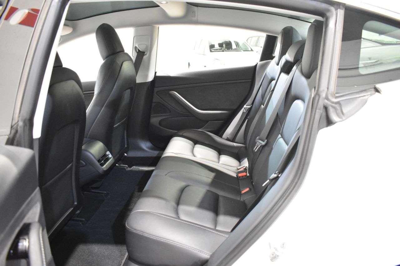 TESLA MODEL 3 en Minoautos