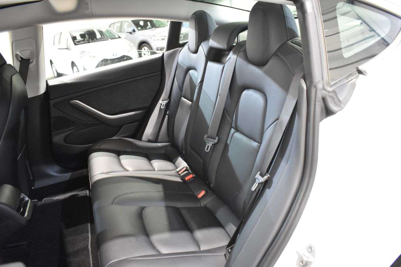 TESLA MODEL 3 en Minoautos