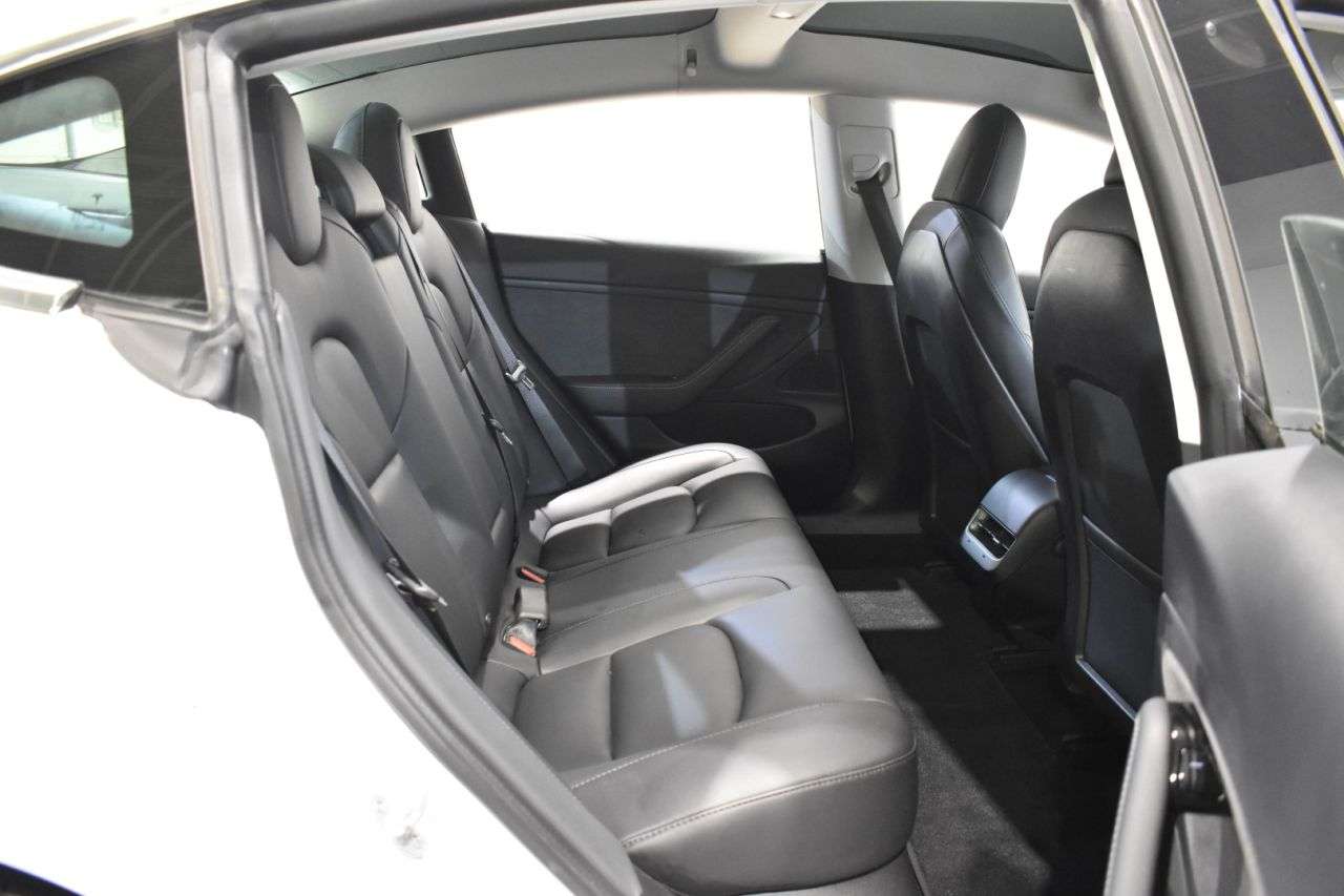 TESLA MODEL 3 en Minoautos