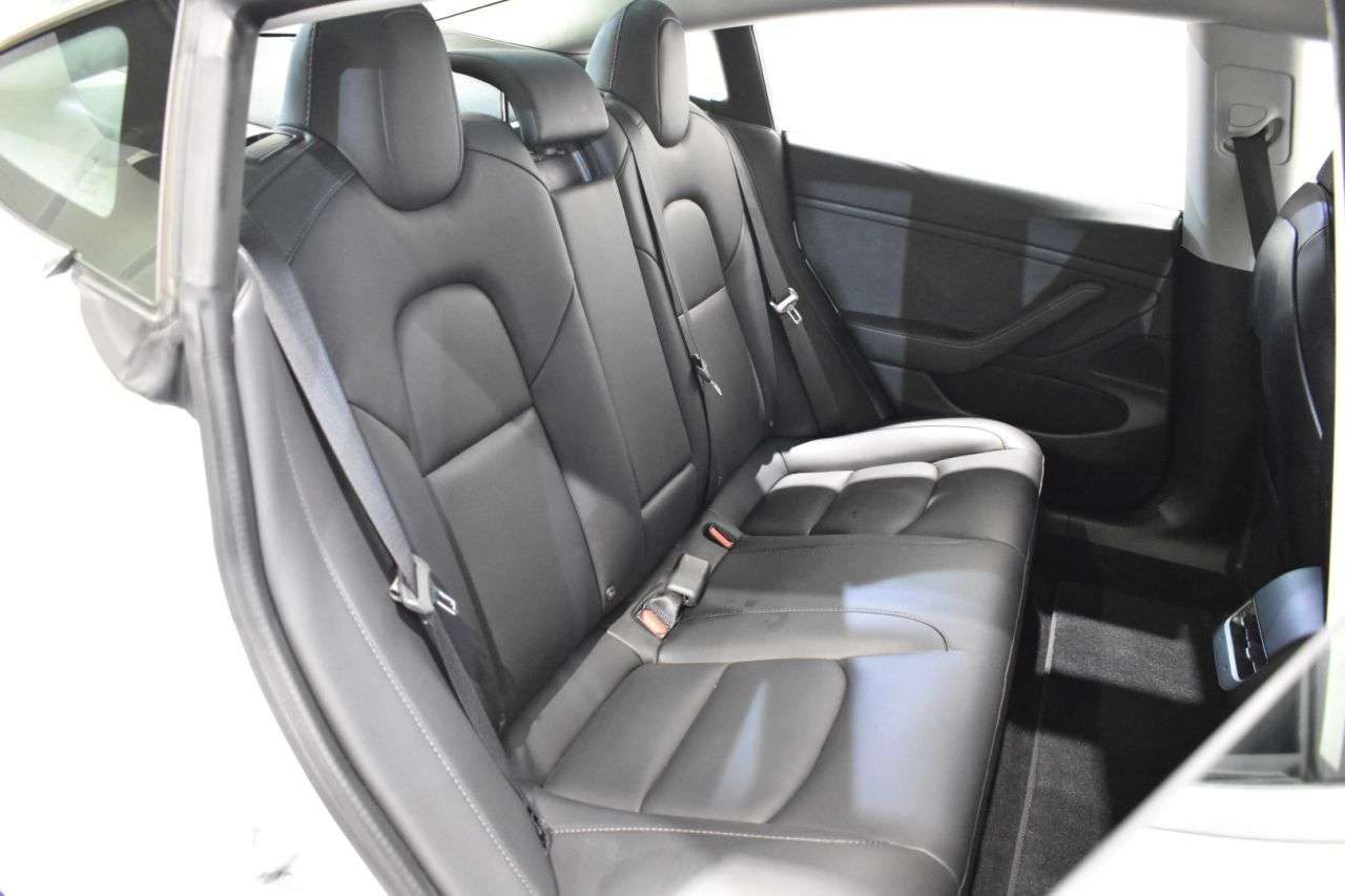 TESLA MODEL 3 en Minoautos