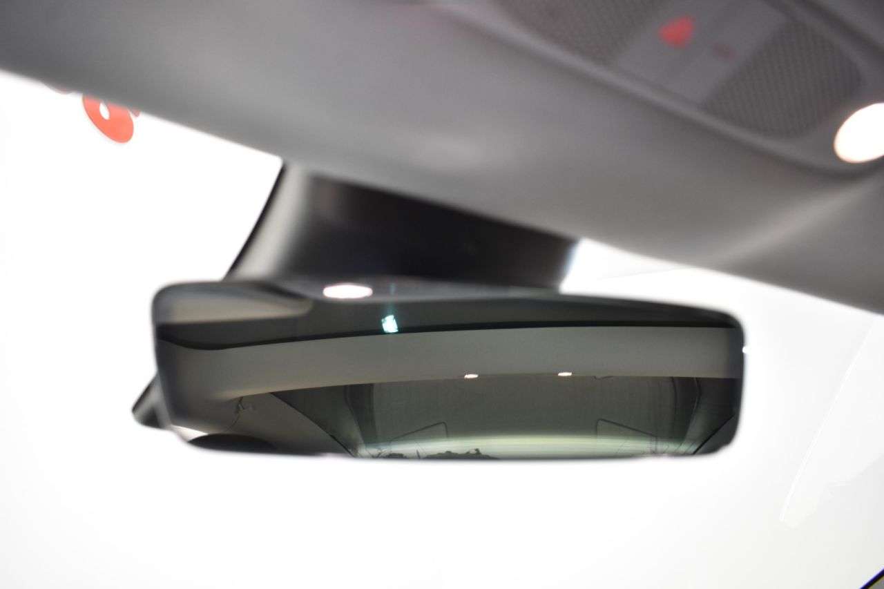 TESLA MODEL 3 en Minoautos