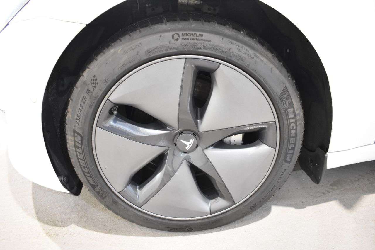 TESLA MODEL 3 en Minoautos