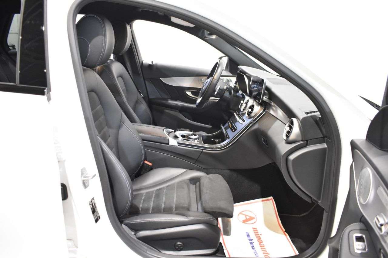 MERCEDES-BENZ CLASE C en Minoautos