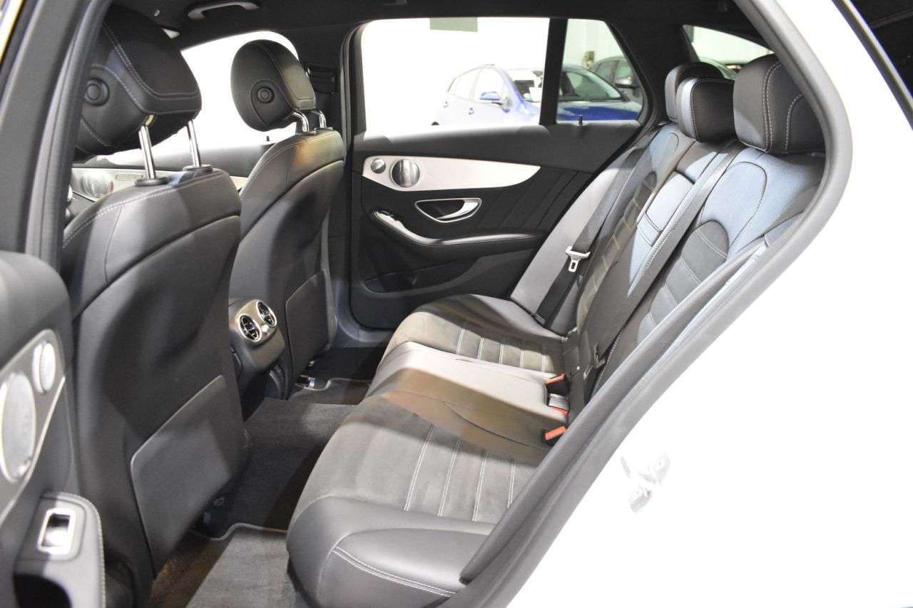 MERCEDES-BENZ CLASE C en Minoautos