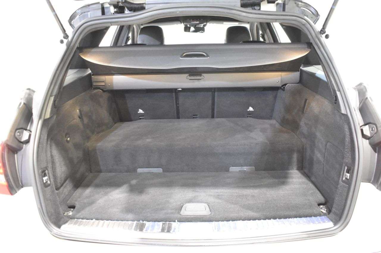 MERCEDES-BENZ CLASE C en Minoautos