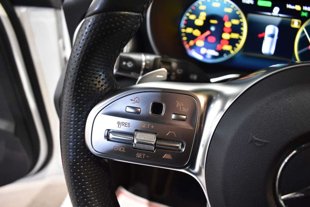 MERCEDES-BENZ CLASE C en Minoautos