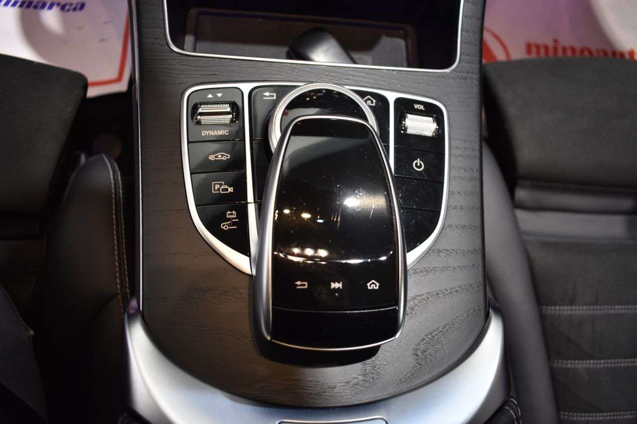 MERCEDES-BENZ CLASE C en Minoautos