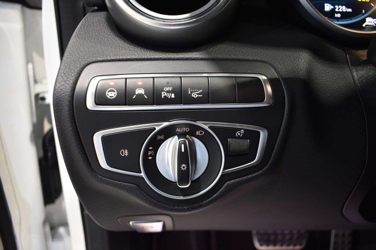 MERCEDES-BENZ CLASE C en Minoautos