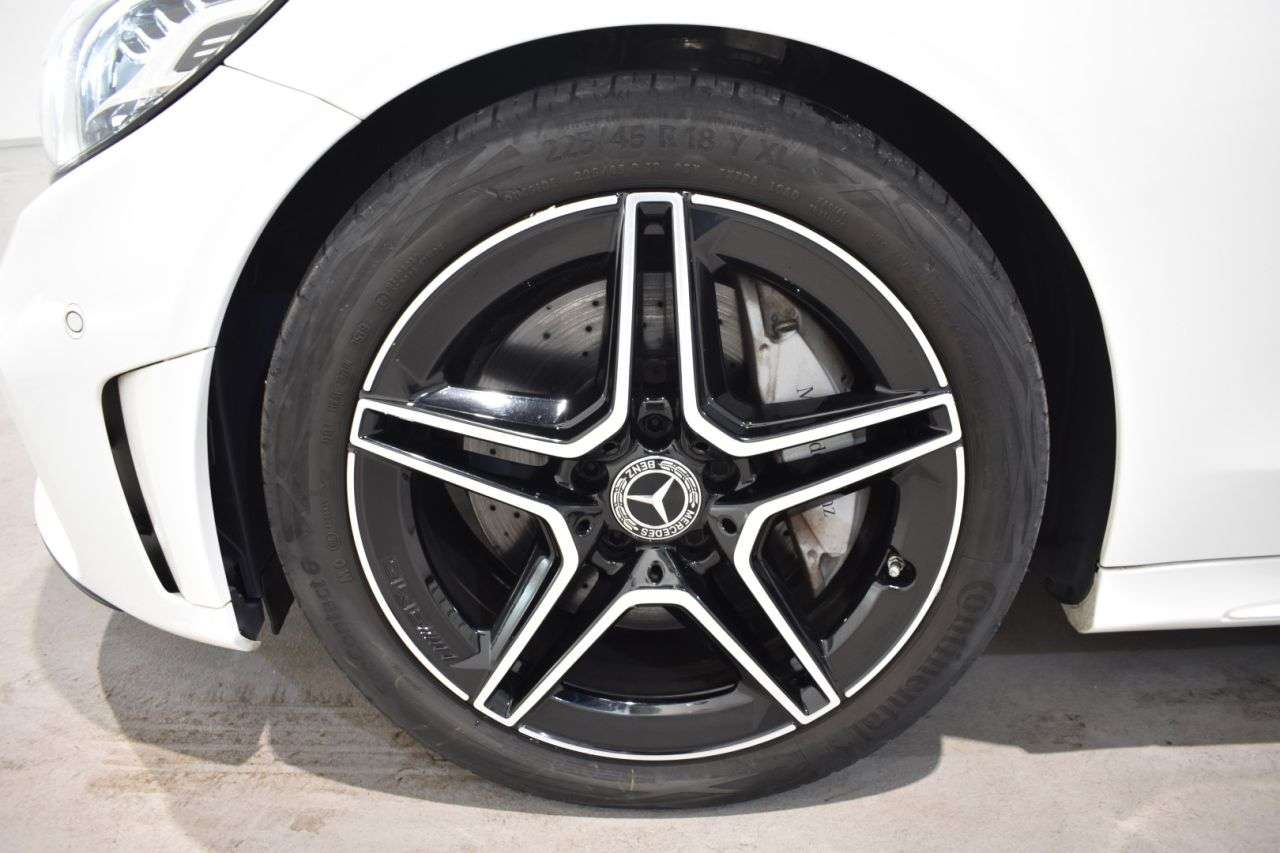 MERCEDES-BENZ CLASE C en Minoautos