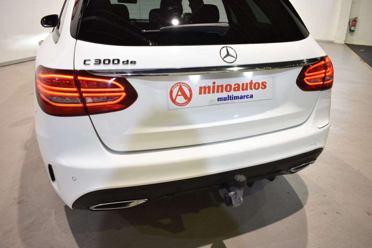 MERCEDES-BENZ CLASE C en Minoautos