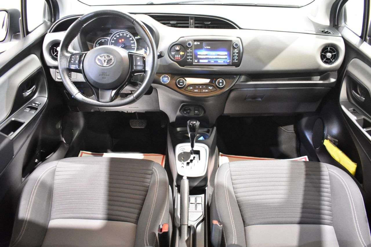 TOYOTA YARIS en Minoautos