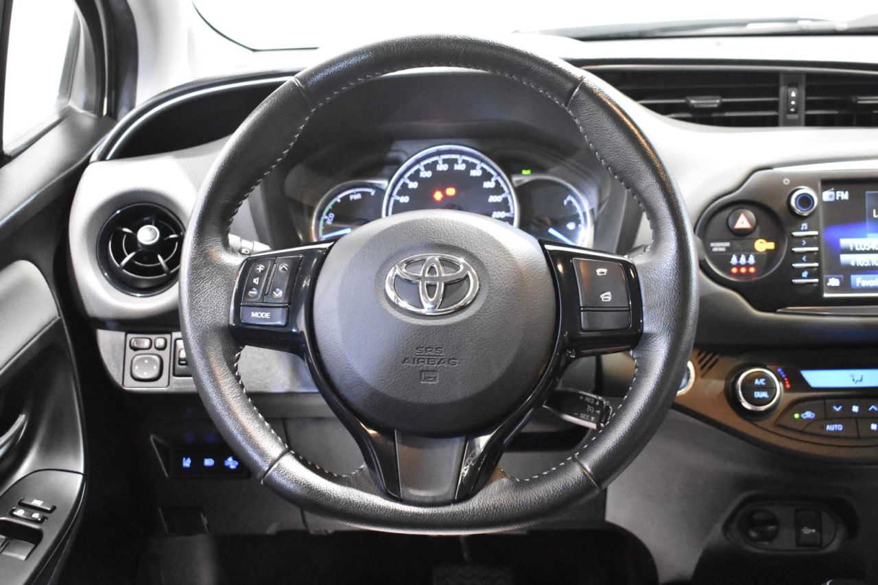 TOYOTA YARIS en Minoautos