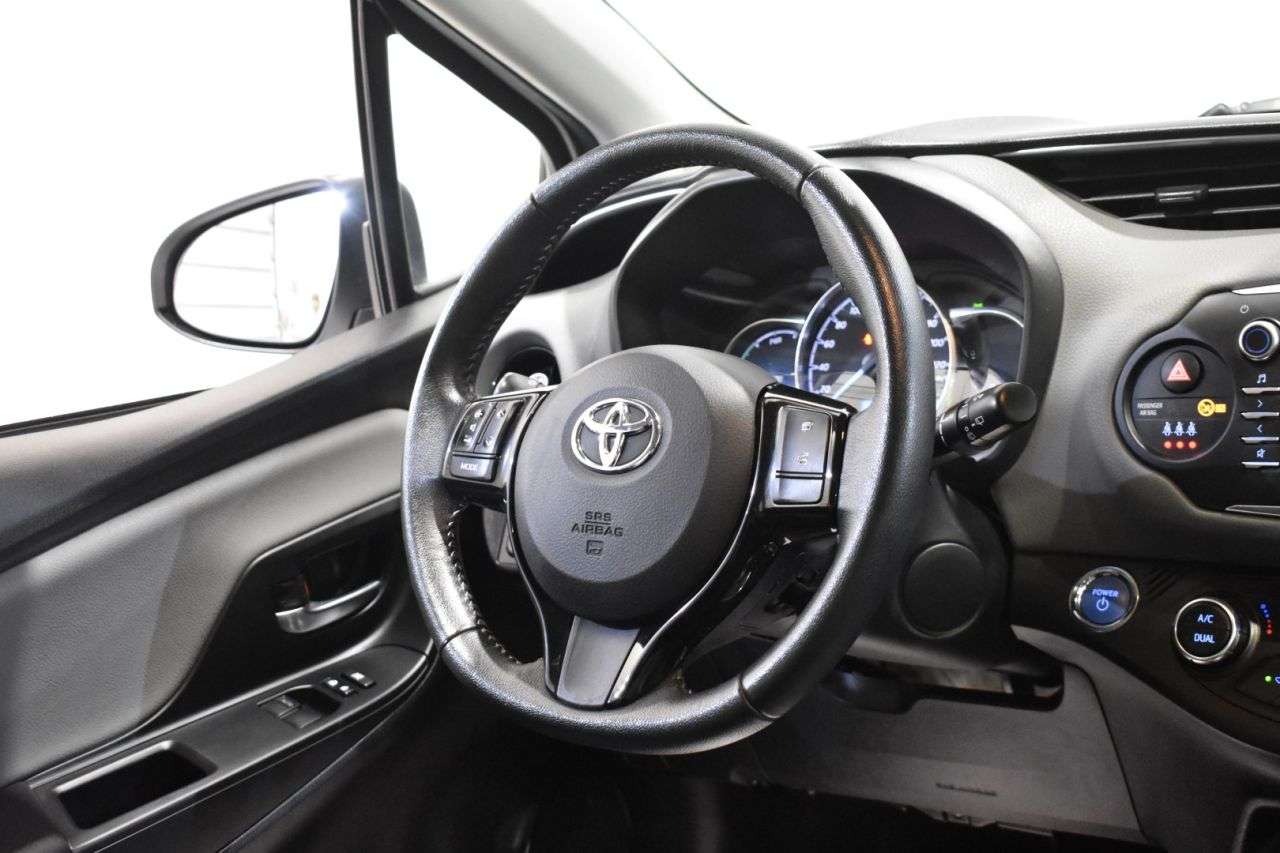 TOYOTA YARIS en Minoautos