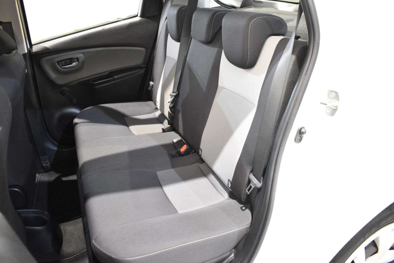 TOYOTA YARIS en Minoautos