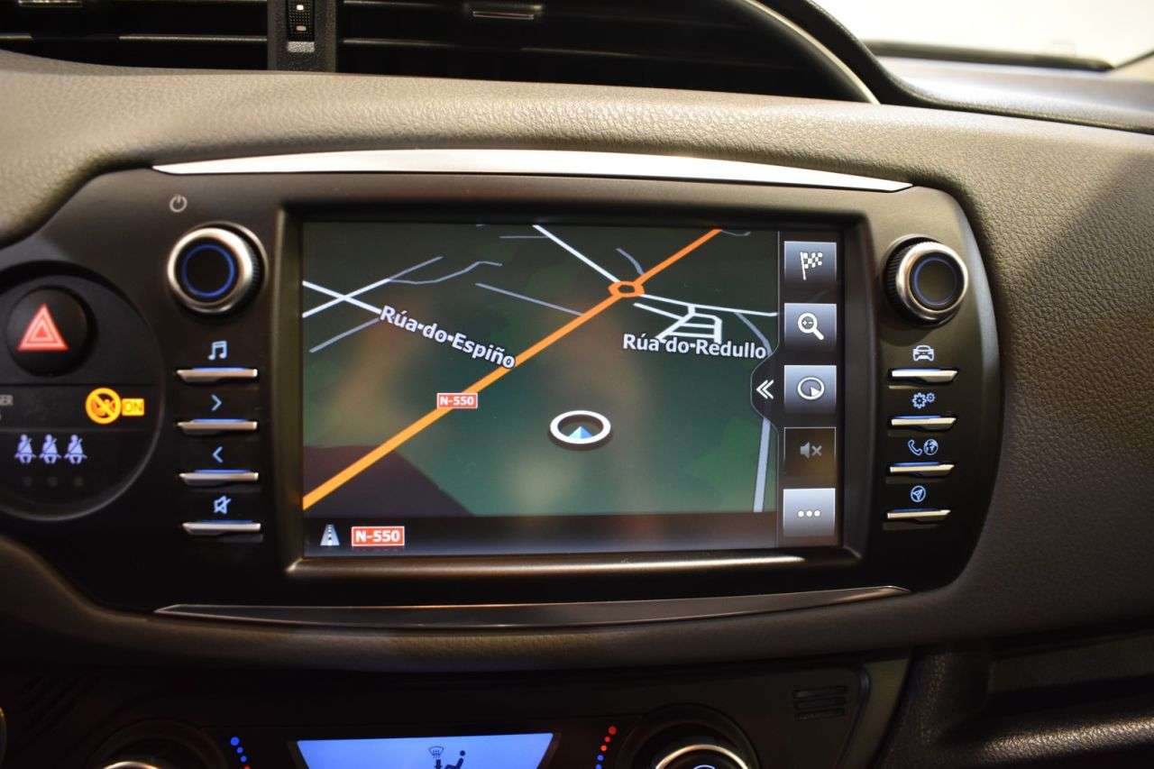 TOYOTA YARIS en Minoautos