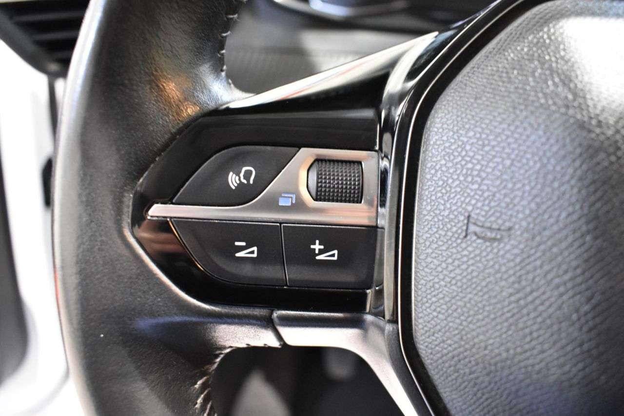 PEUGEOT 208 en Minoautos