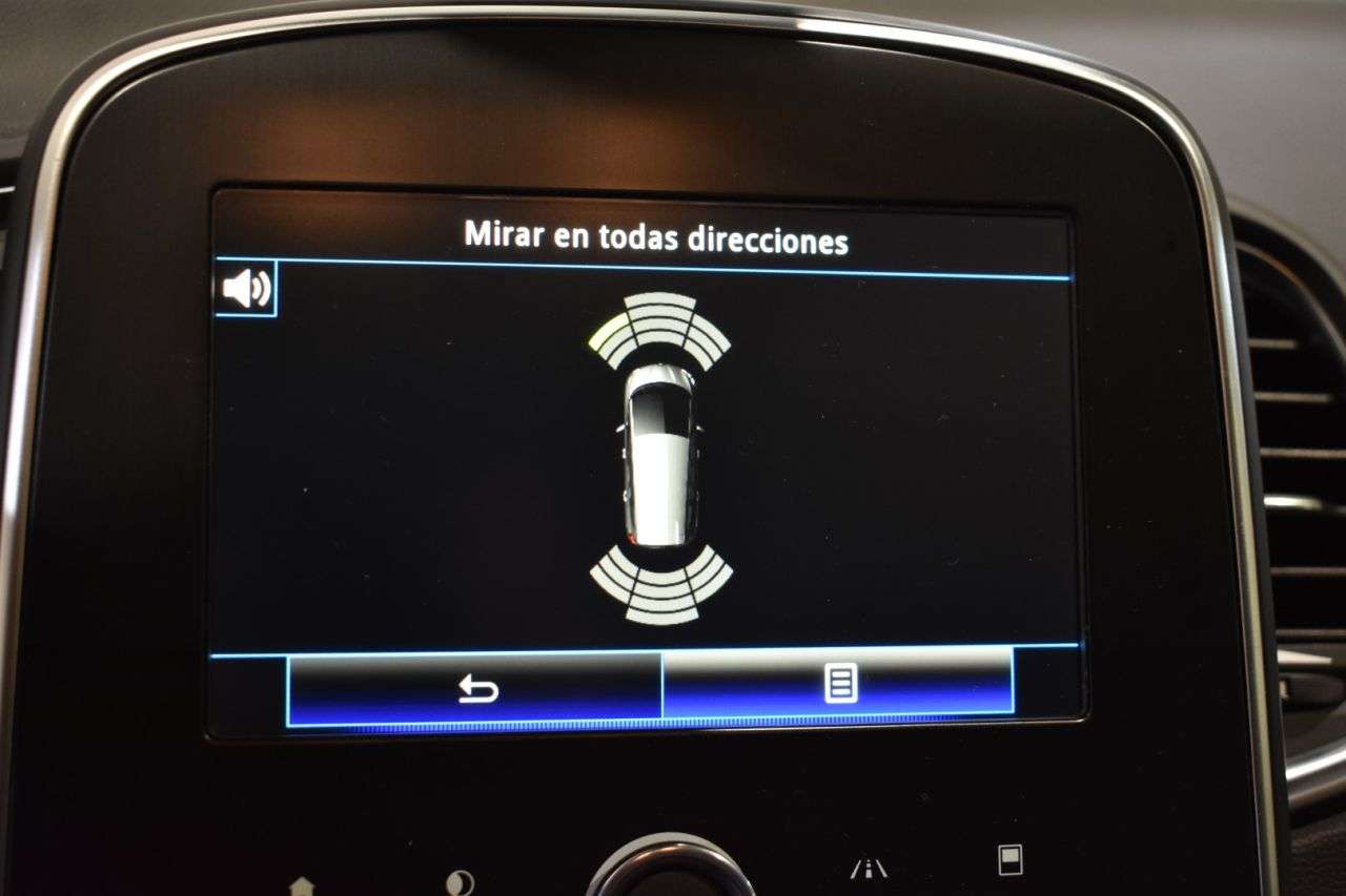 RENAULT GRAND SCENIC en Minoautos