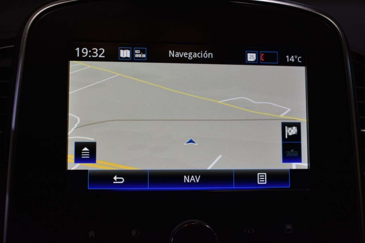 RENAULT GRAND SCENIC en Minoautos