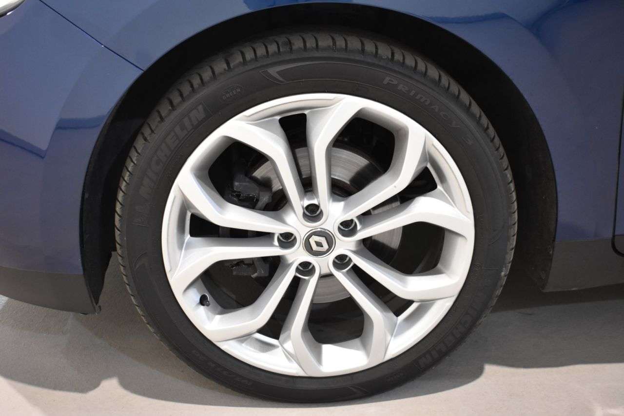 RENAULT GRAND SCENIC en Minoautos