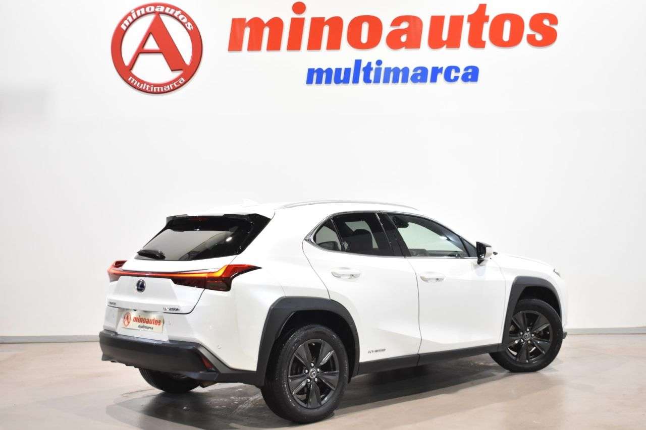 LEXUS UX en Minoautos