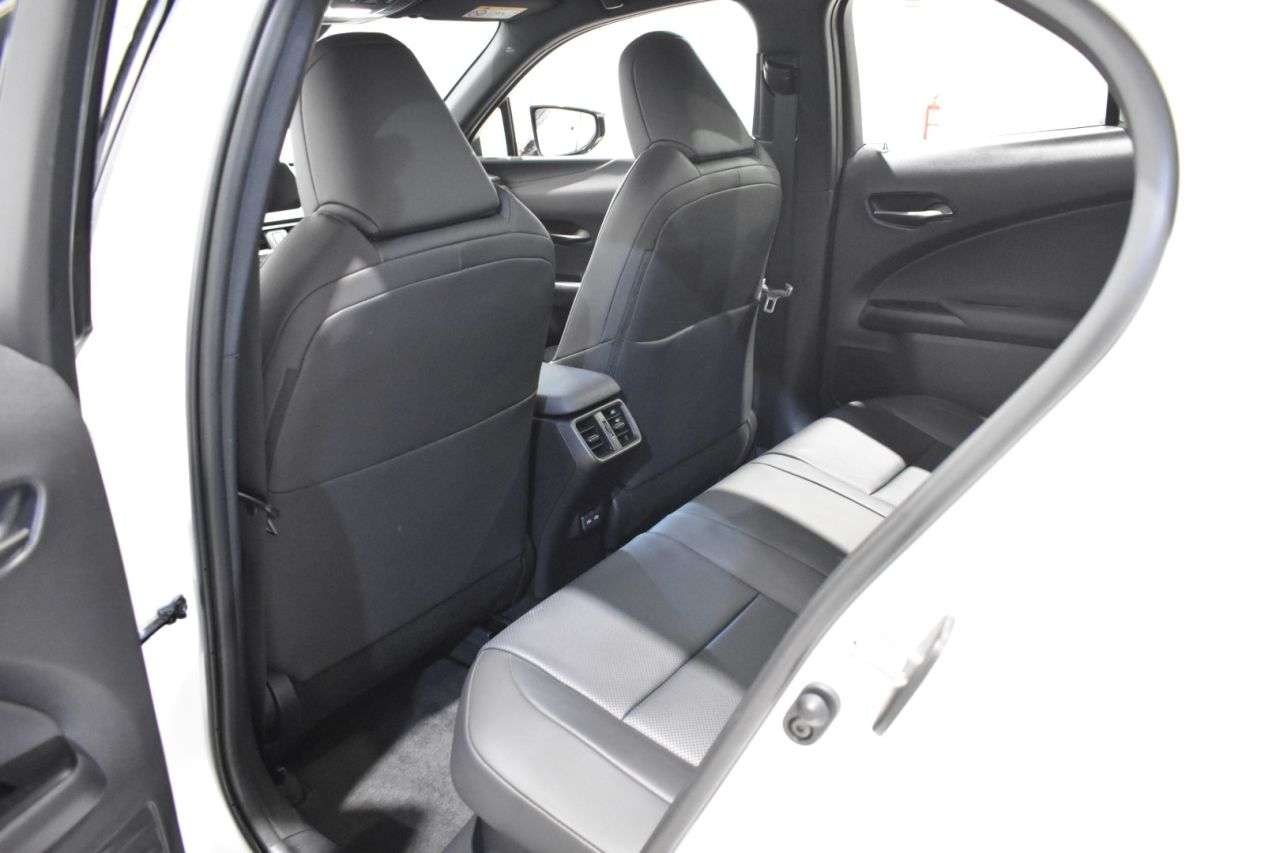 LEXUS UX en Minoautos