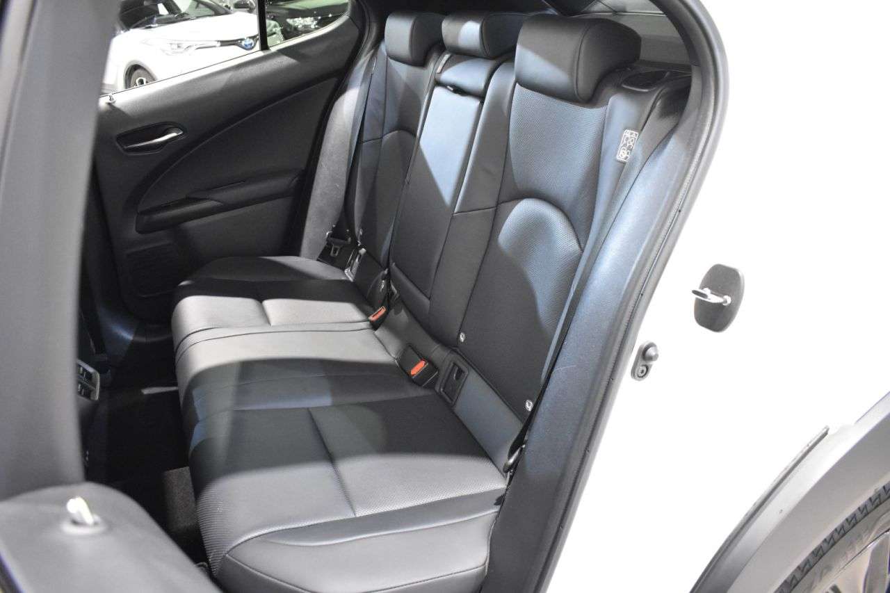 LEXUS UX en Minoautos