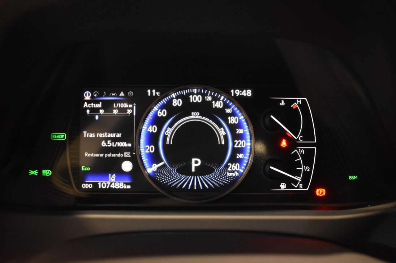 LEXUS UX en Minoautos