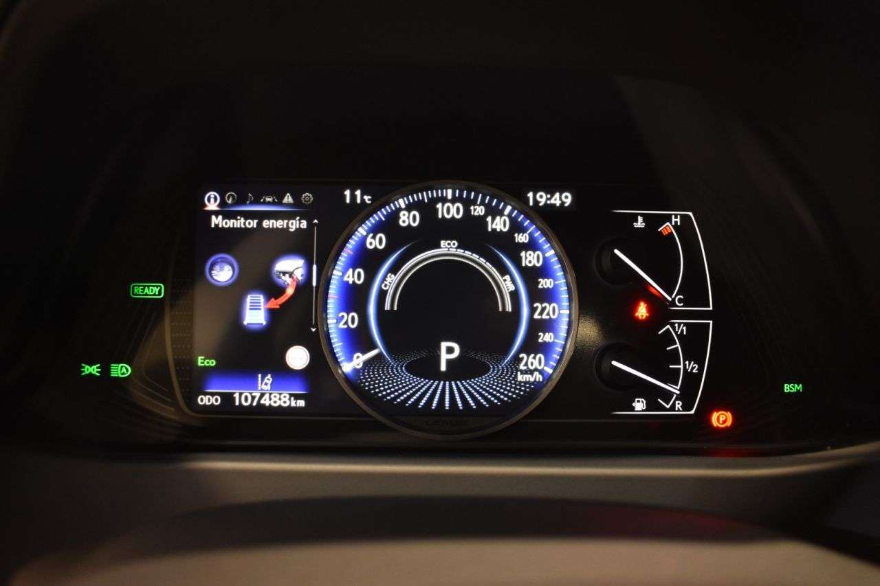 LEXUS UX en Minoautos